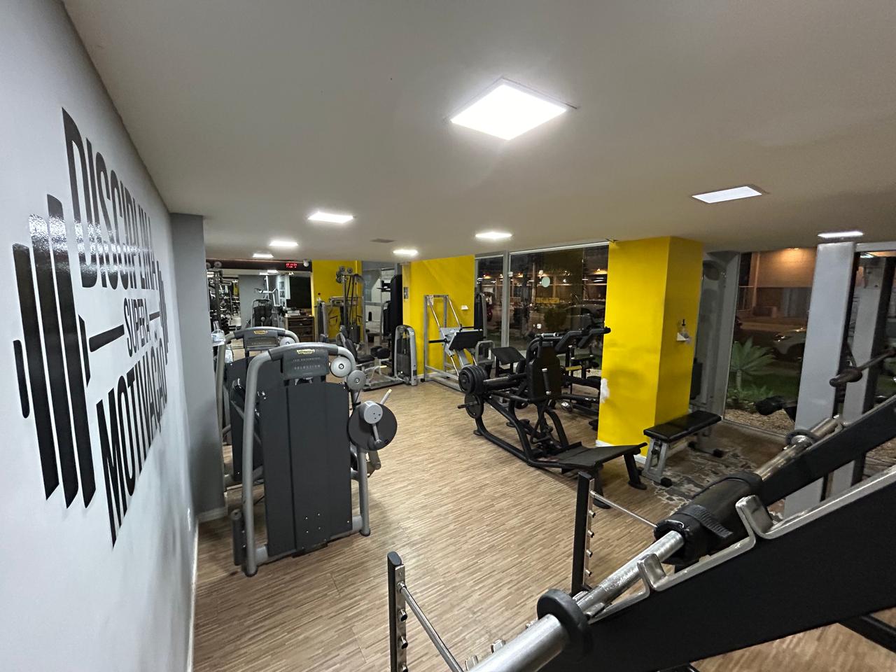 Vista interna da academia